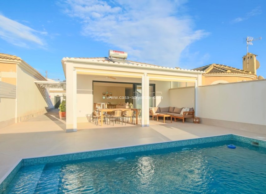 Resale - Villa - Torrevieja - Costa Blanca