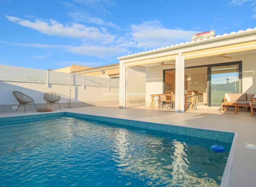 Resale - Villa - Torrevieja - Costa Blanca