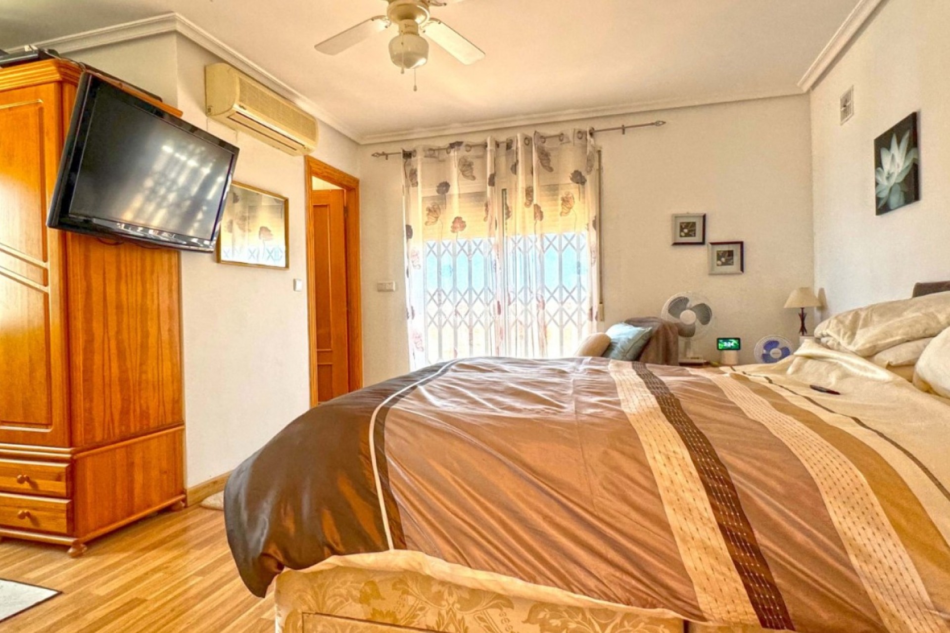 Resale - Villa - Torrevieja - Costa Blanca