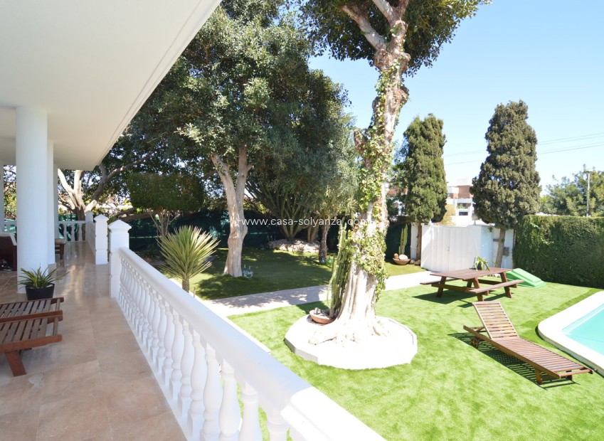 Resale - Villa - Torrevieja - Costa Blanca