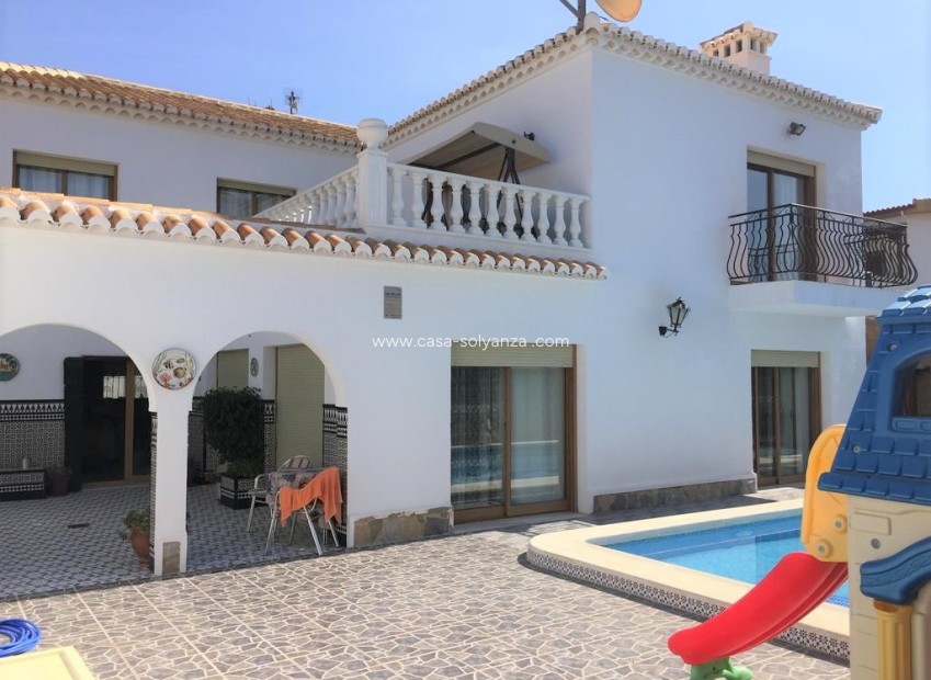 Resale - Villa - Torrevieja - Costa Blanca
