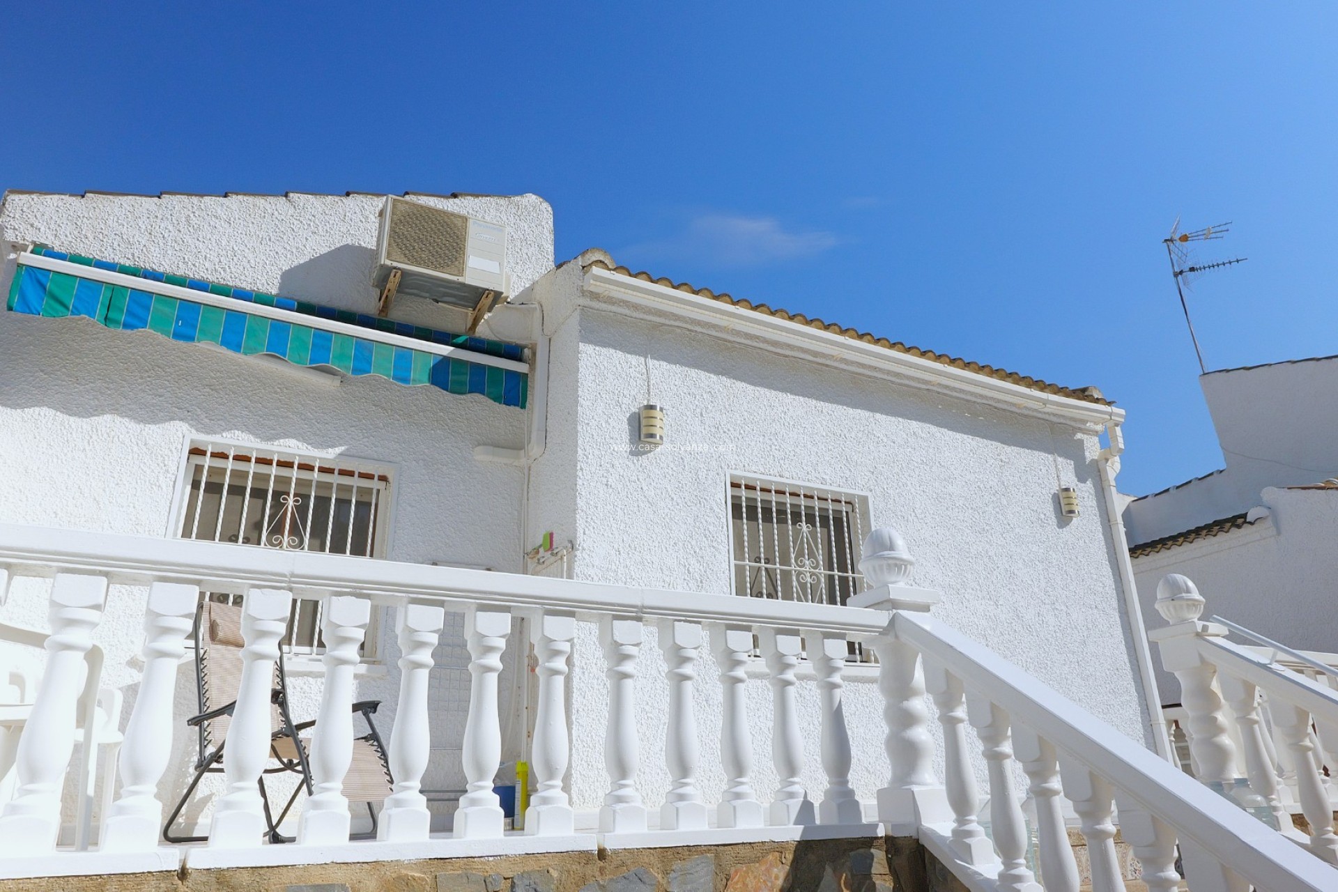Resale - Villa - Torrevieja - Costa Blanca