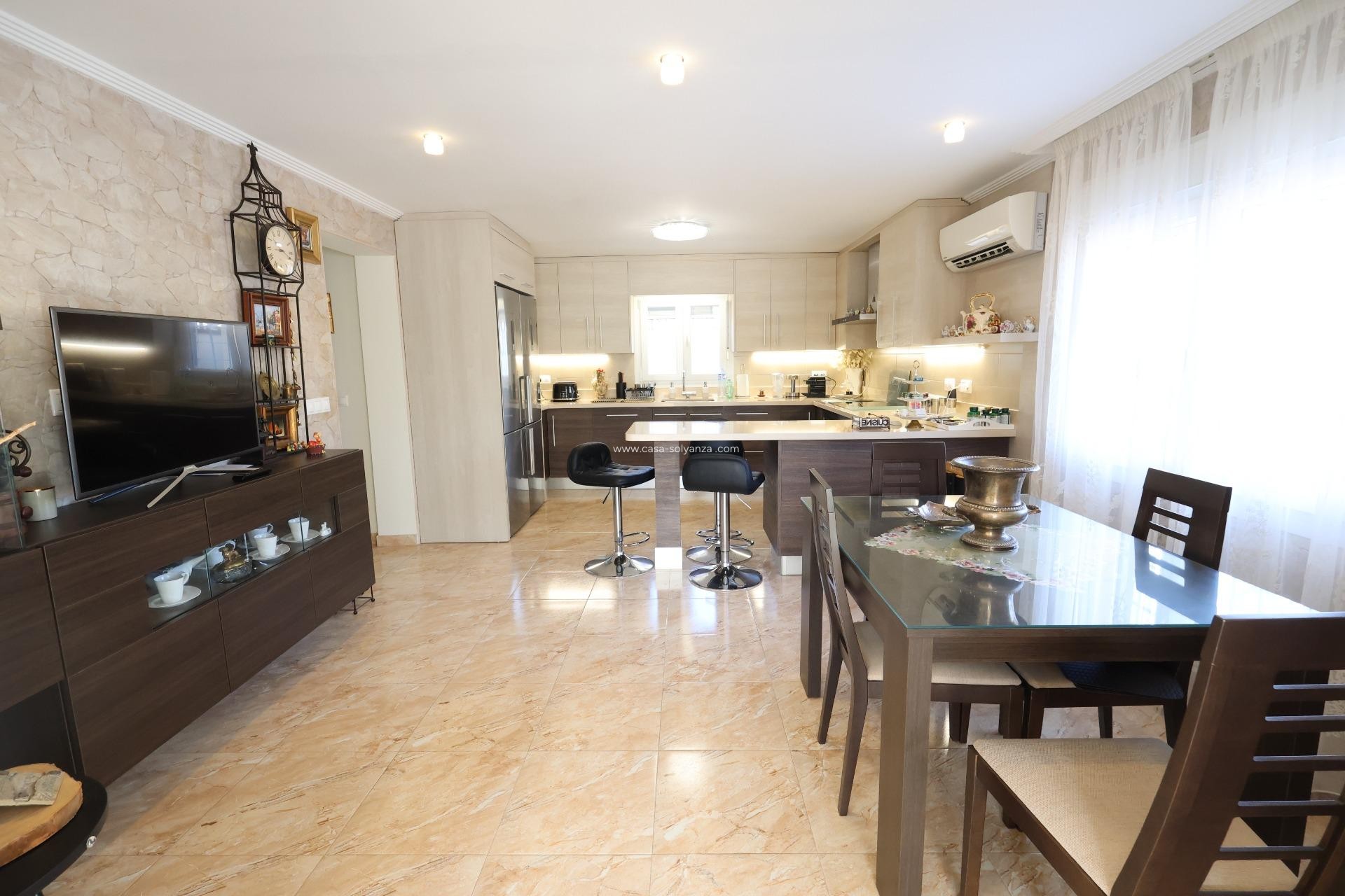 Resale - Villa - Torrevieja - Costa Blanca