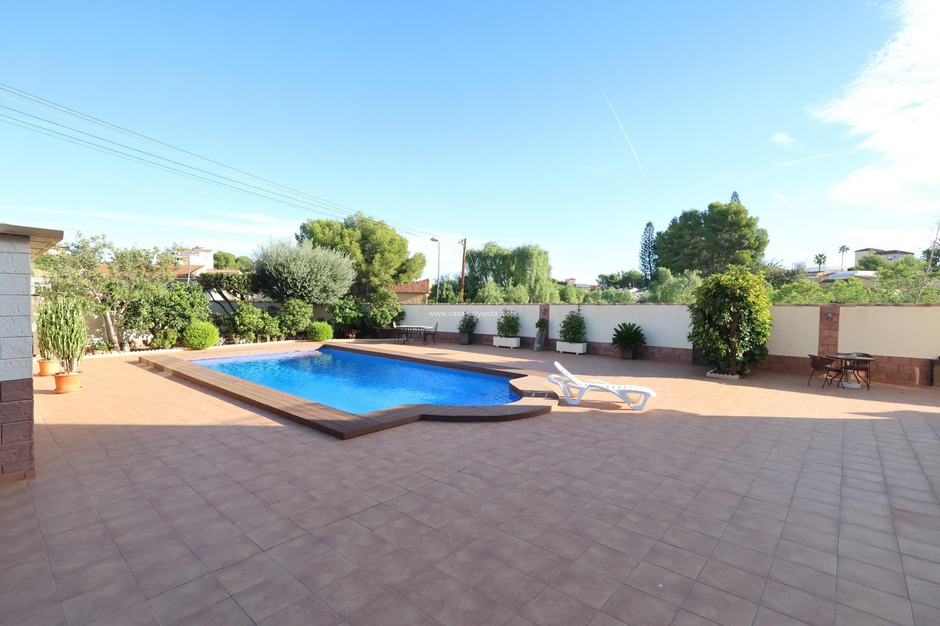 Resale - Villa - Torrevieja - Costa Blanca