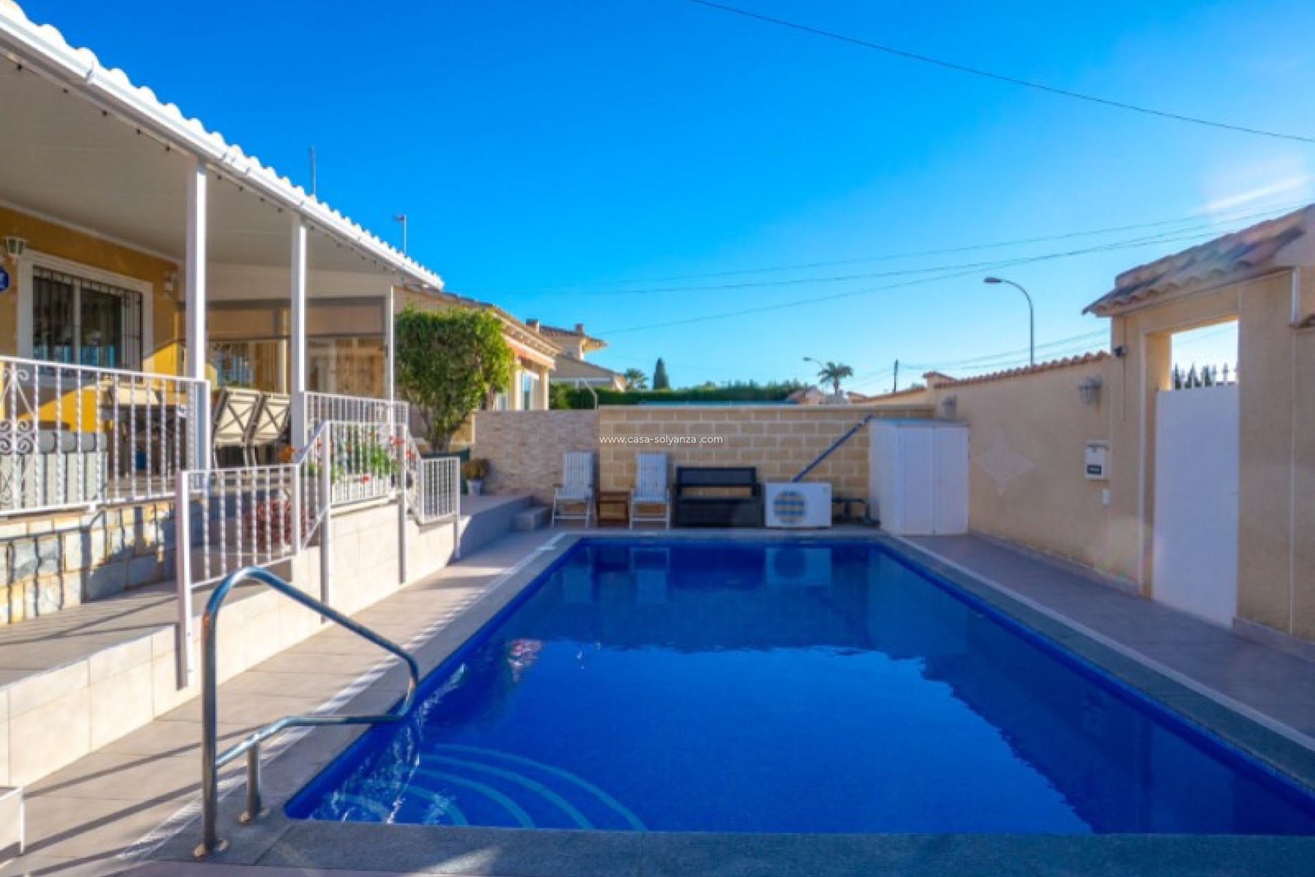 Resale - Villa - Torrevieja - Costa Blanca