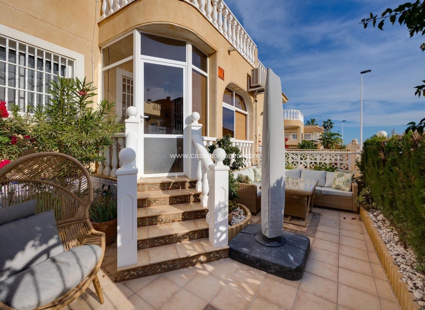 Resale - Villa - Torrevieja - Costa Blanca