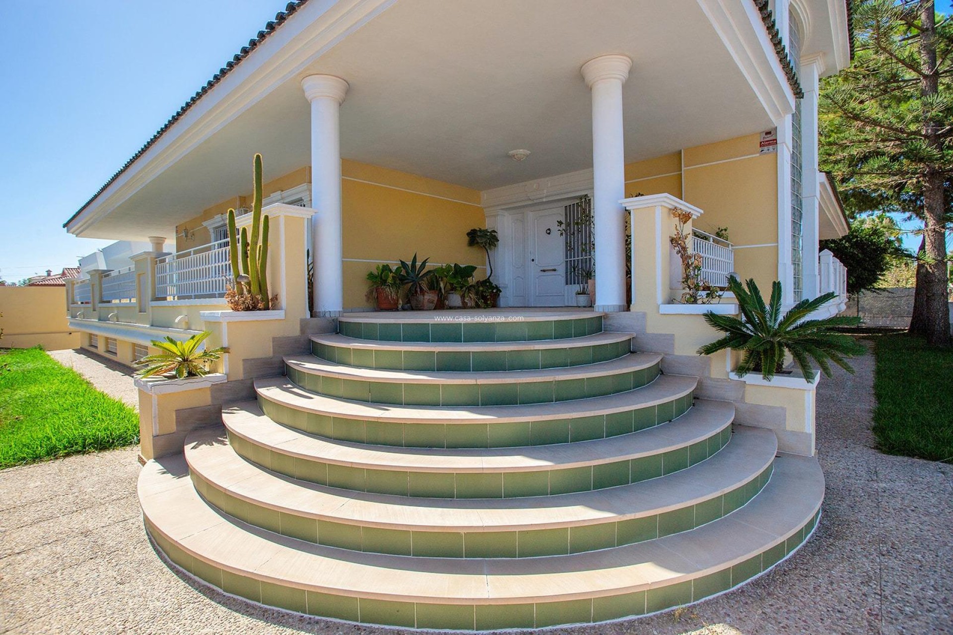 Resale - Villa - Torrevieja - Costa Blanca