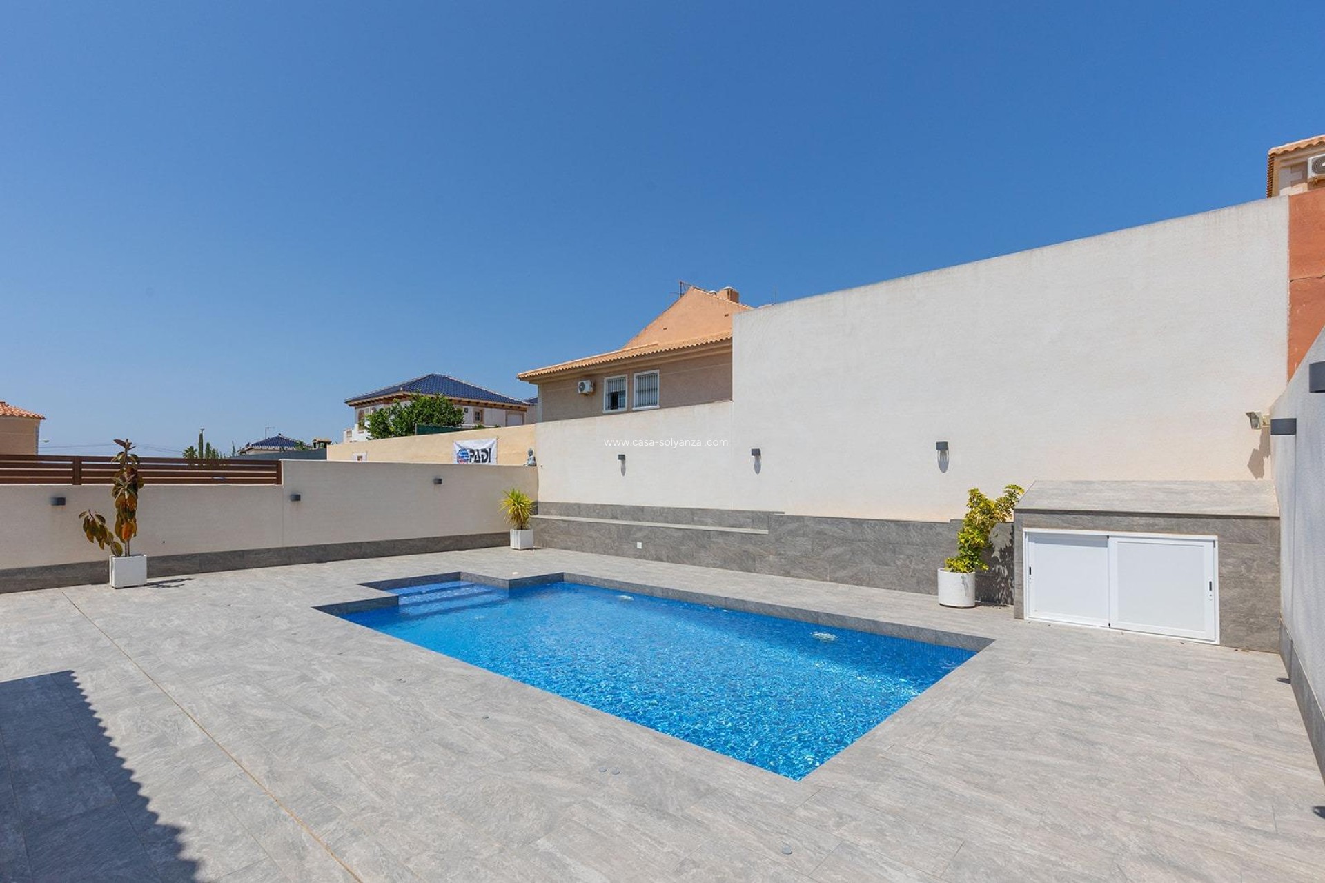 Resale - Villa - Torrevieja - Costa Blanca