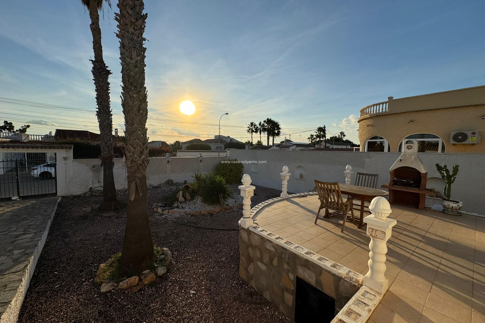 Resale - Villa - Torrevieja - Costa Blanca