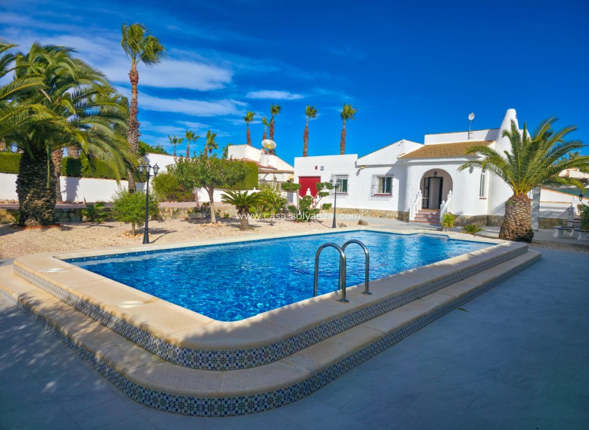 Resale - Villa - Torrevieja - Costa Blanca