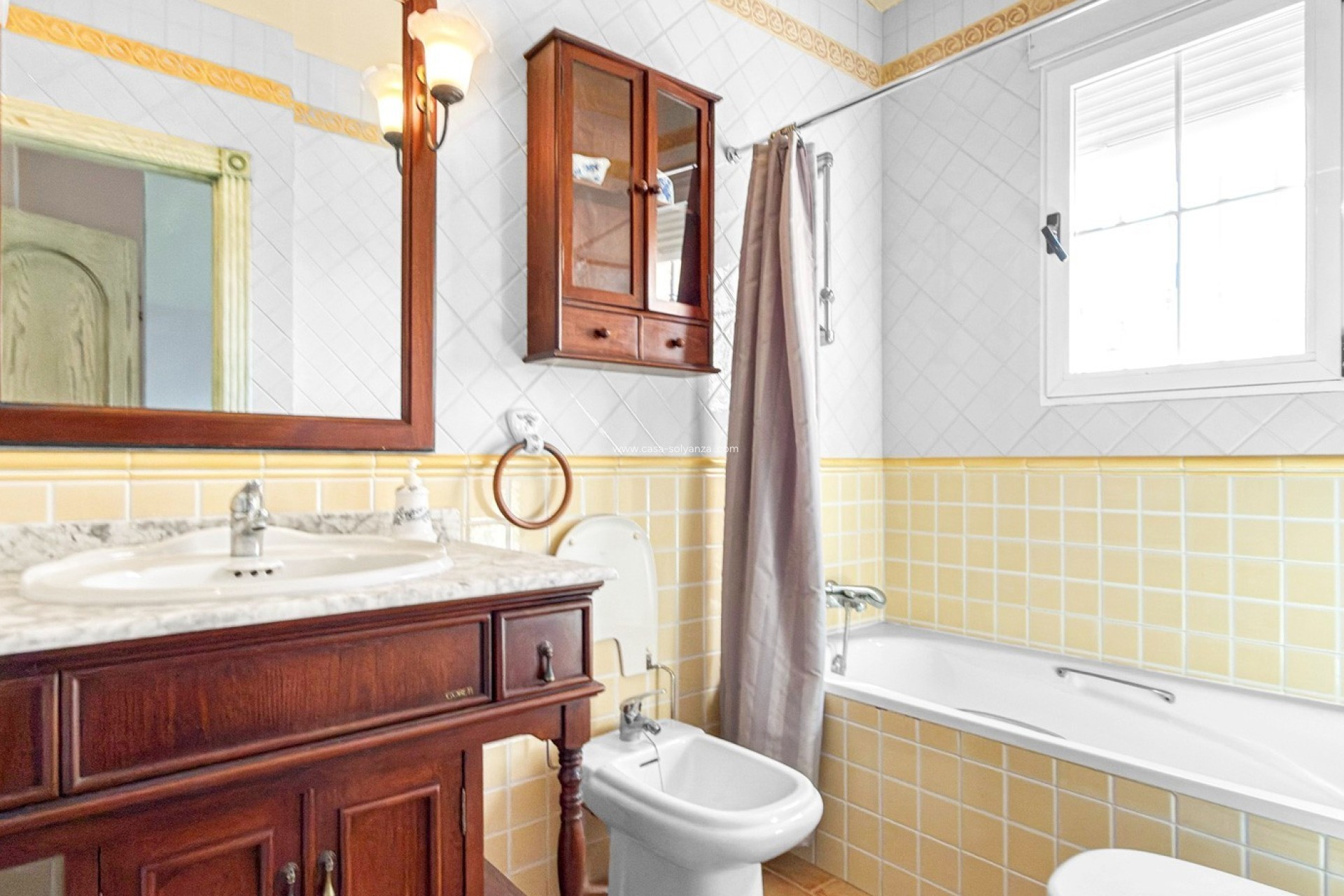 Resale - Villa - Torrevieja - Costa Blanca