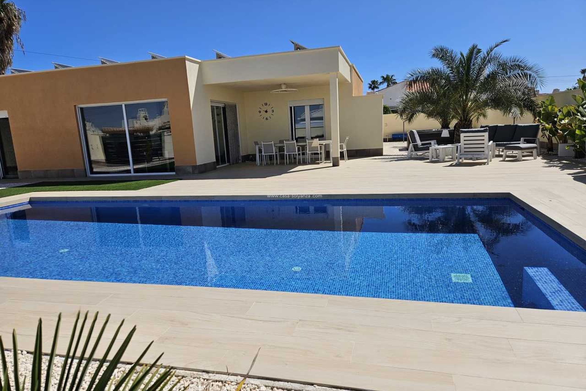 Resale - Villa - Torrevieja - Costa Blanca