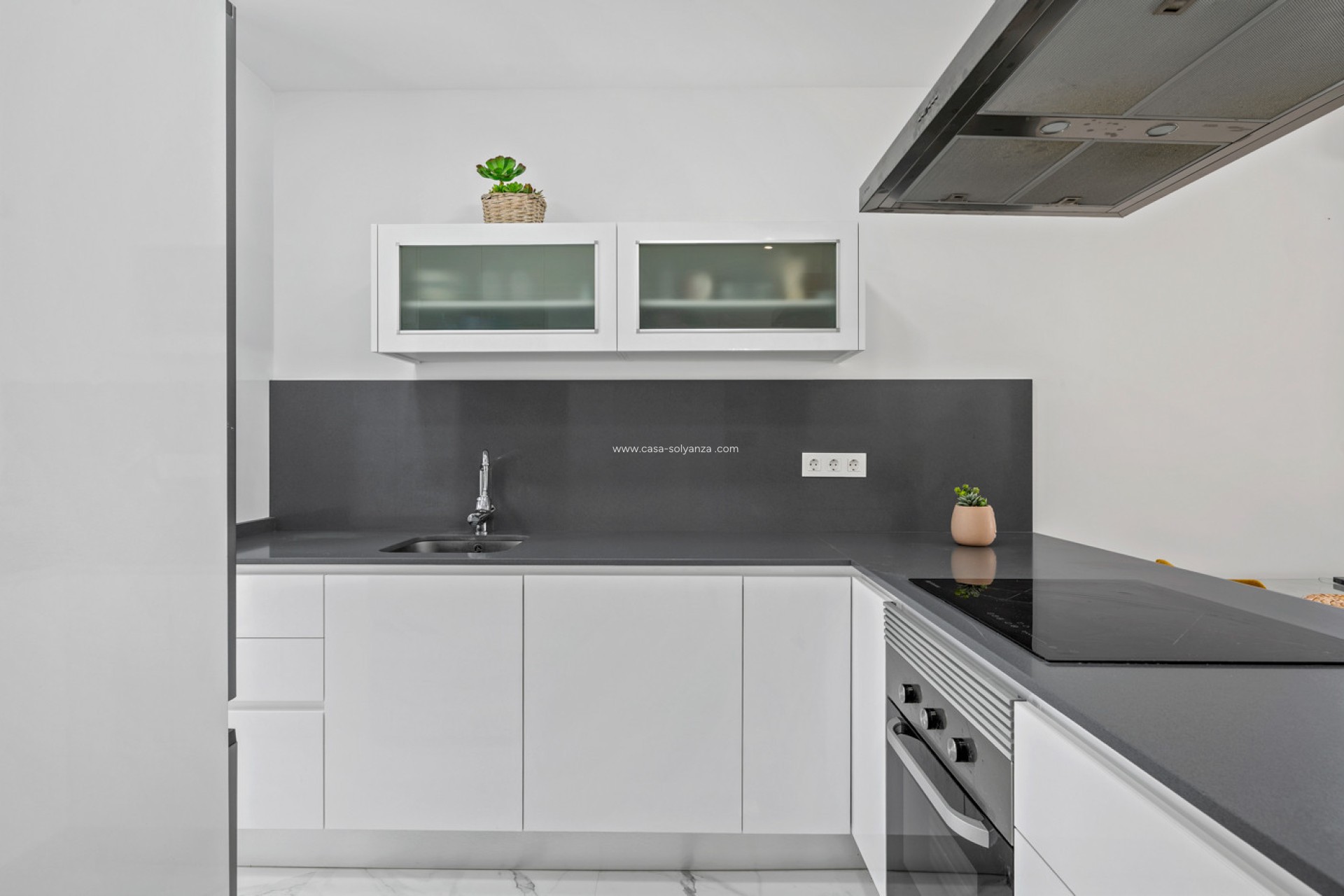 Resale - Villa - Torrevieja - Costa Blanca