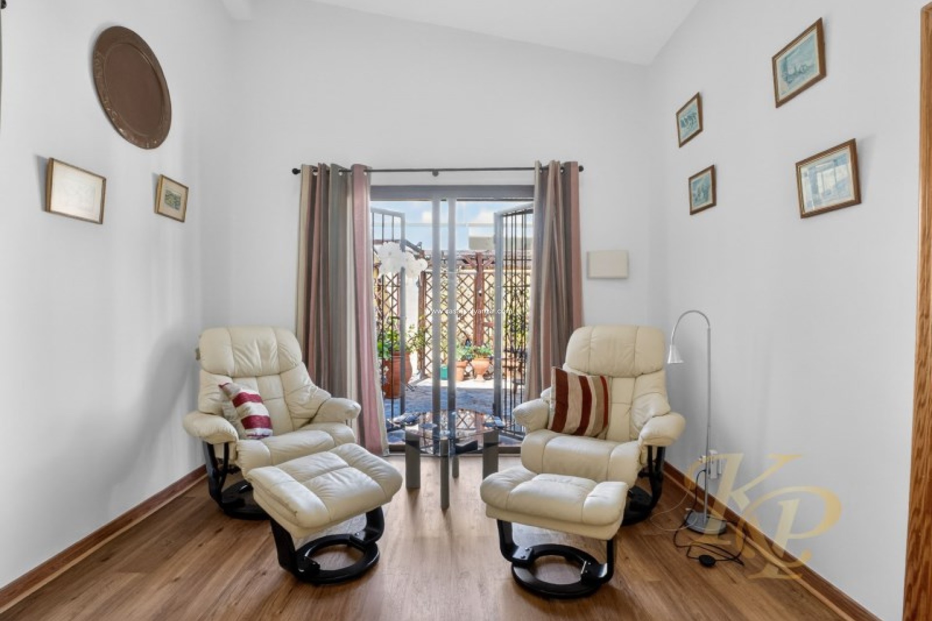 Resale - Villa - Torrevieja - Costa Blanca