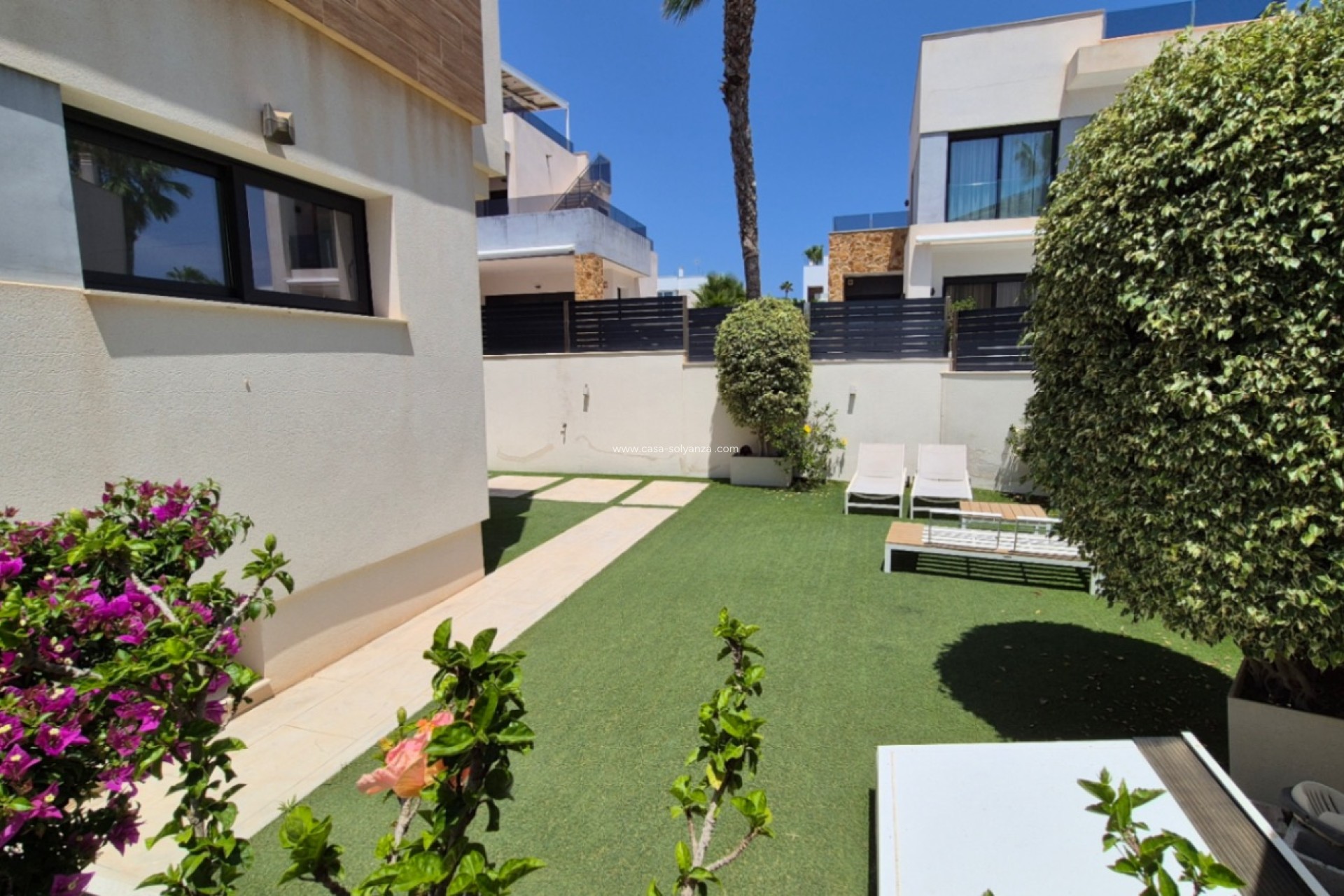 Resale - Villa - Torrevieja - Costa Blanca