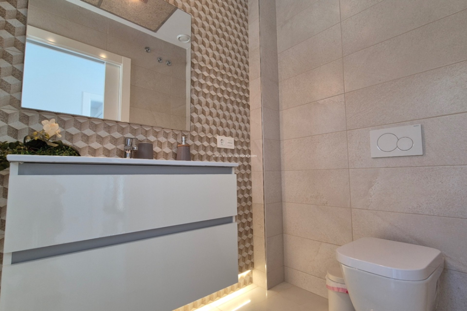 Resale - Villa - Torrevieja - Costa Blanca