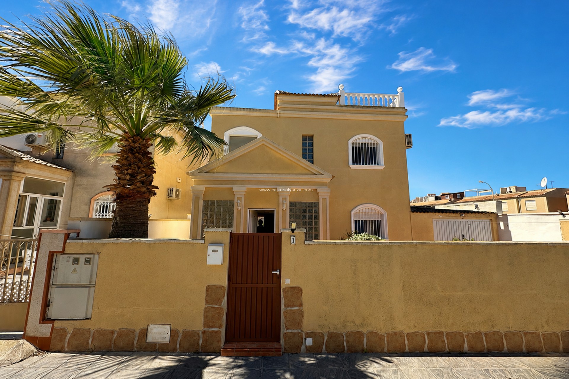 Resale - Villa - Torrevieja - Costa Blanca