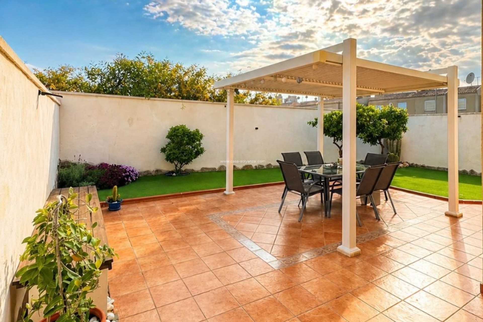 Resale - Villa - Torrevieja - Costa Blanca