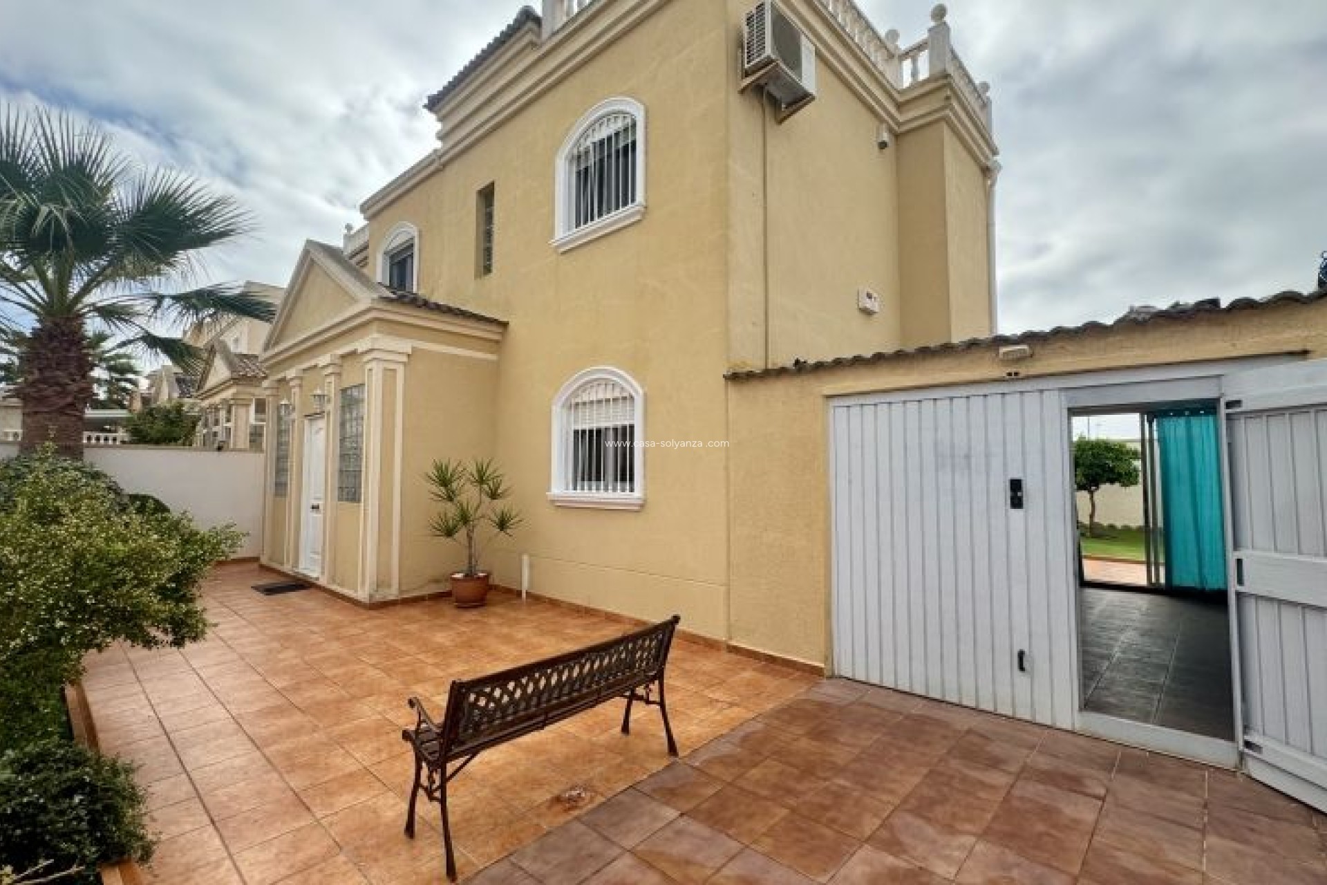 Resale - Villa - Torrevieja - Costa Blanca