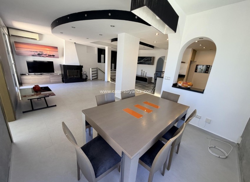 Resale - Villa - Torrevieja - Costa Blanca