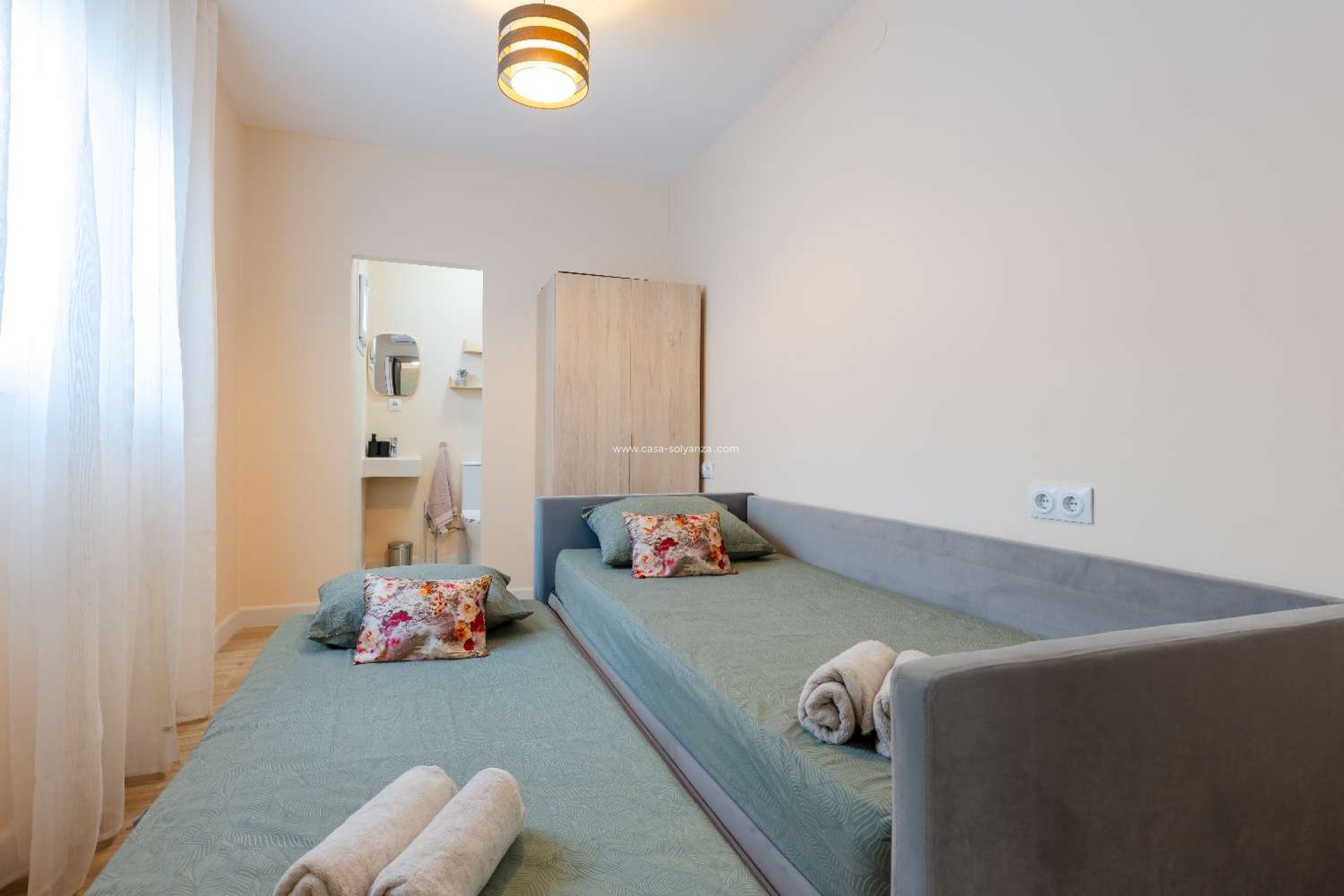 Resale - Villa - Torrevieja - El acequión