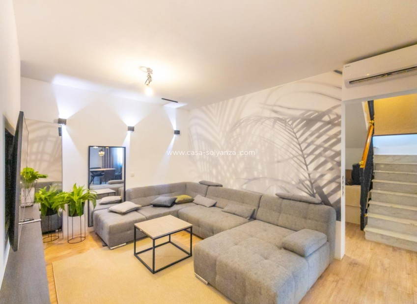 Resale - Villa - Torrevieja - El chaparral
