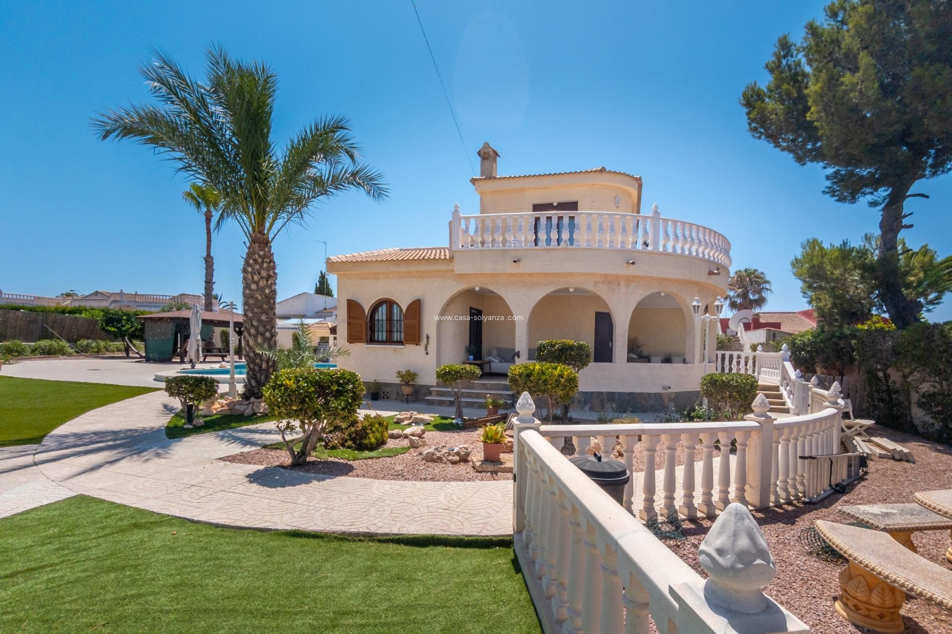 Resale - Villa - Torrevieja - El chaparral