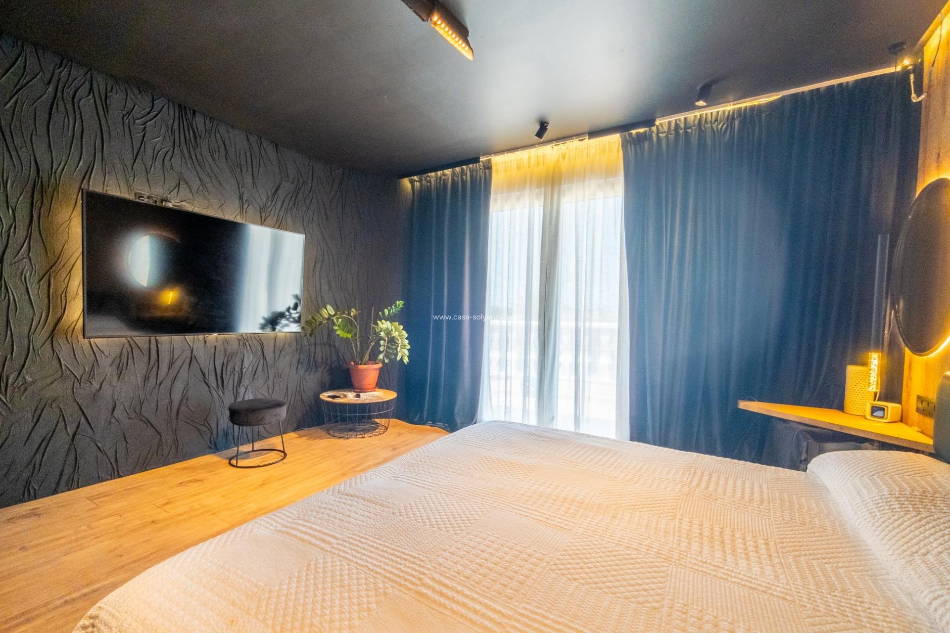Resale - Villa - Torrevieja - El chaparral