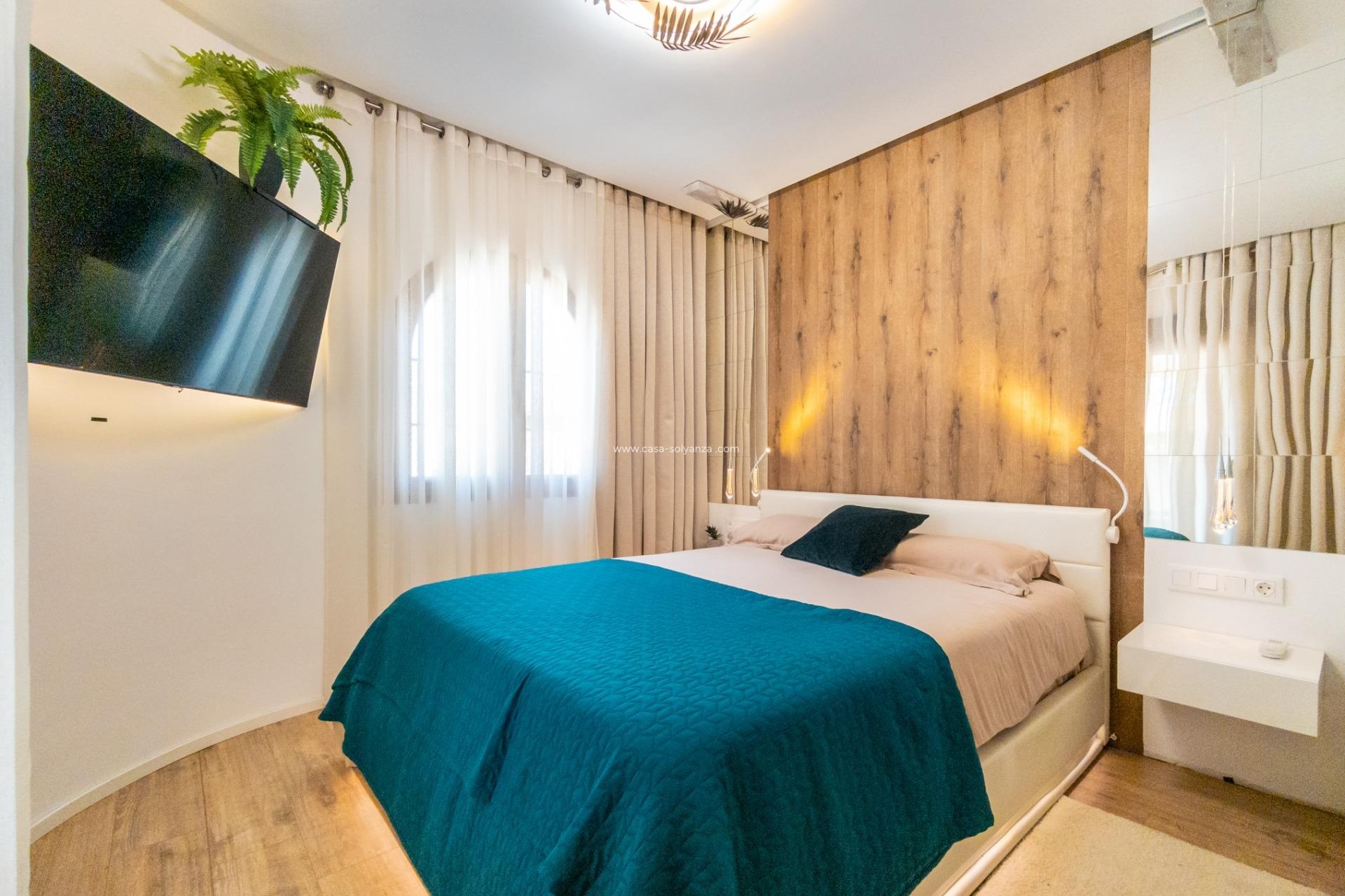 Resale - Villa - Torrevieja - El chaparral