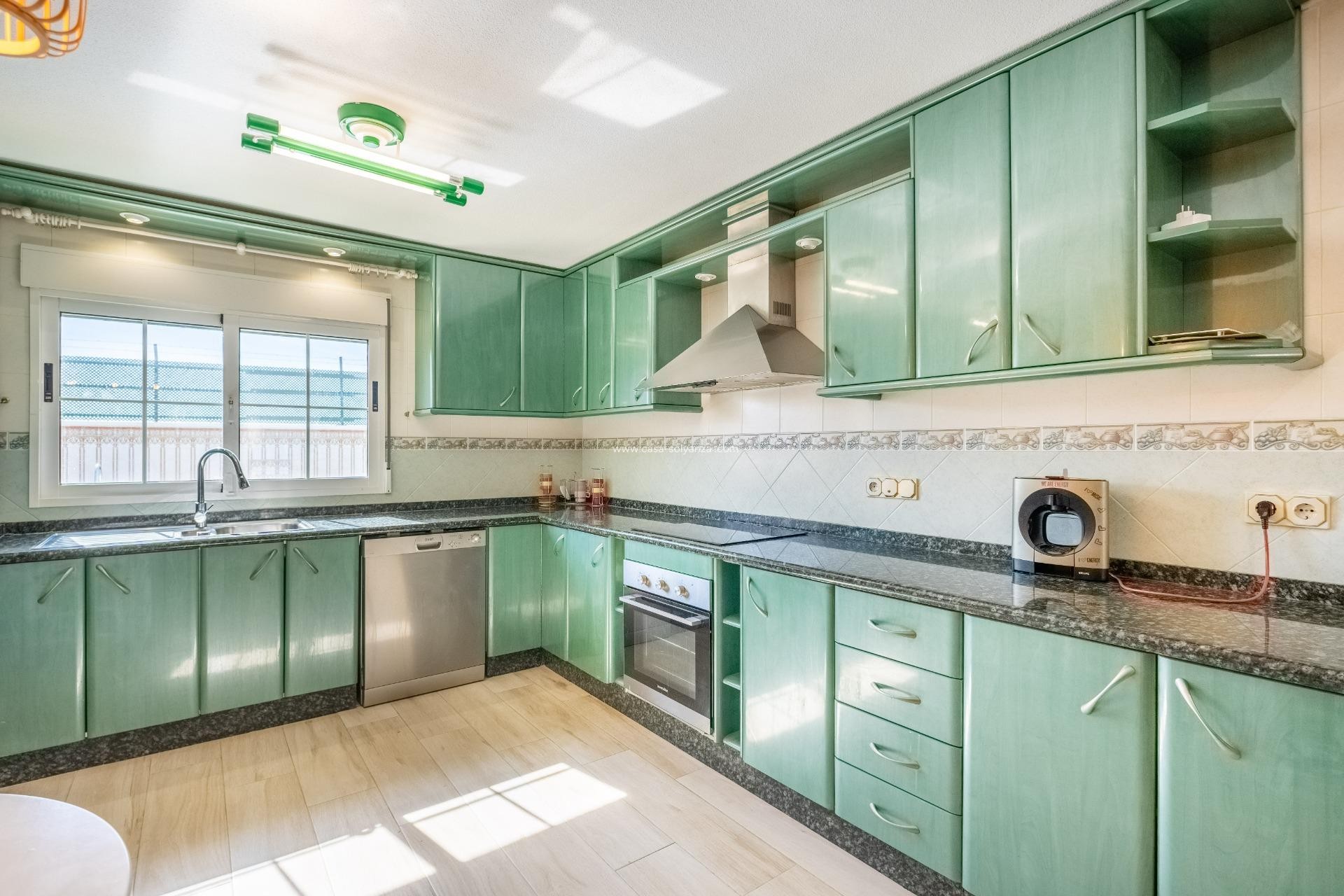 Resale - Villa - Torrevieja - El chaparral