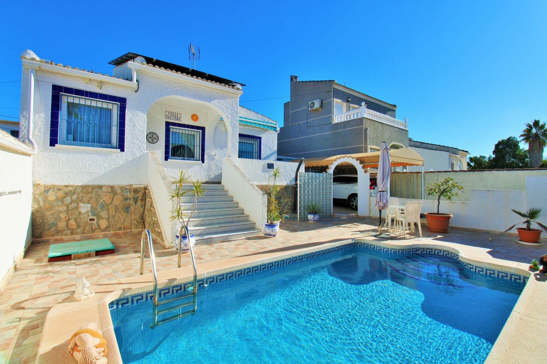 Resale - Villa - Torrevieja - El chaparral