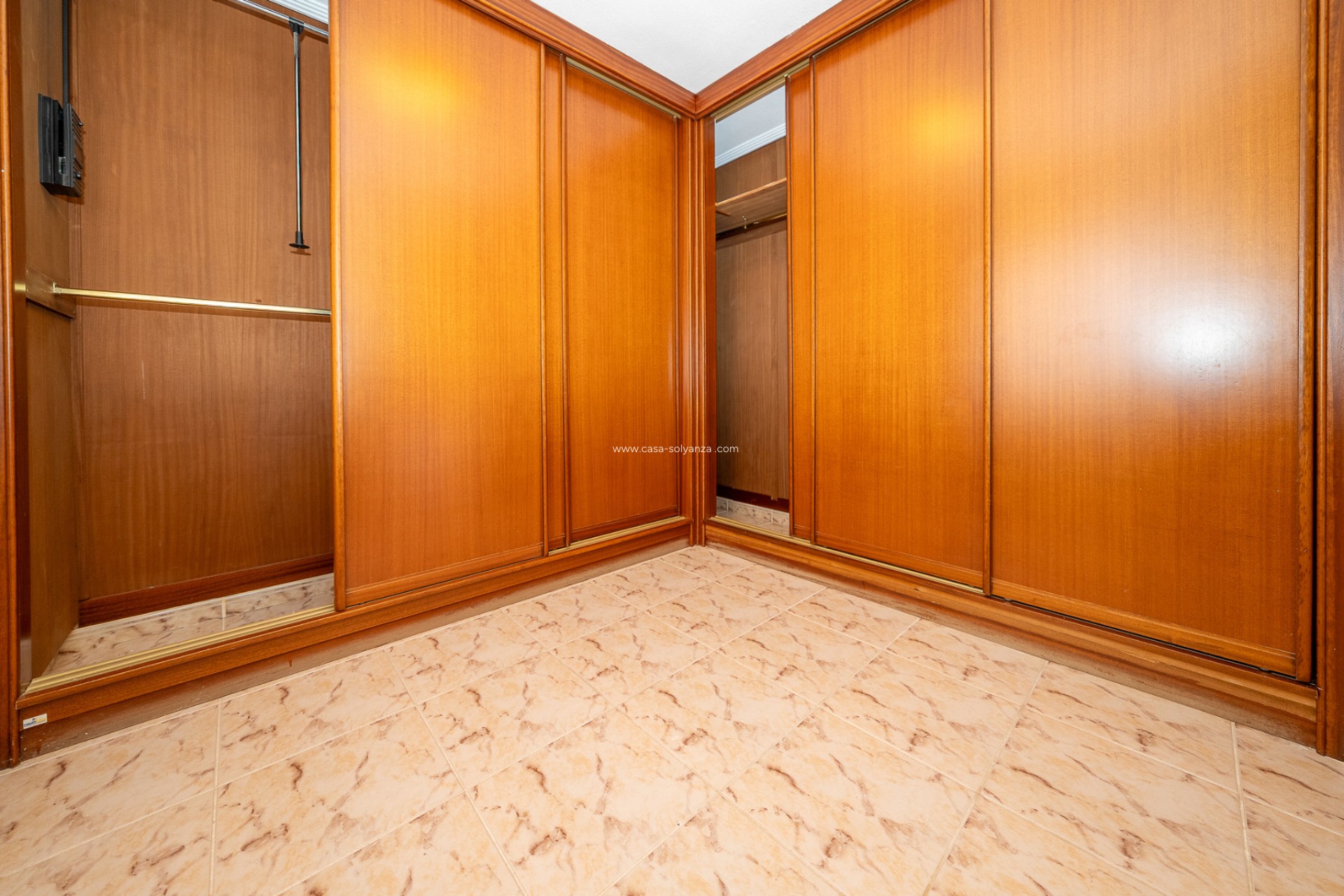 Resale - Villa - Torrevieja - El Chaparral