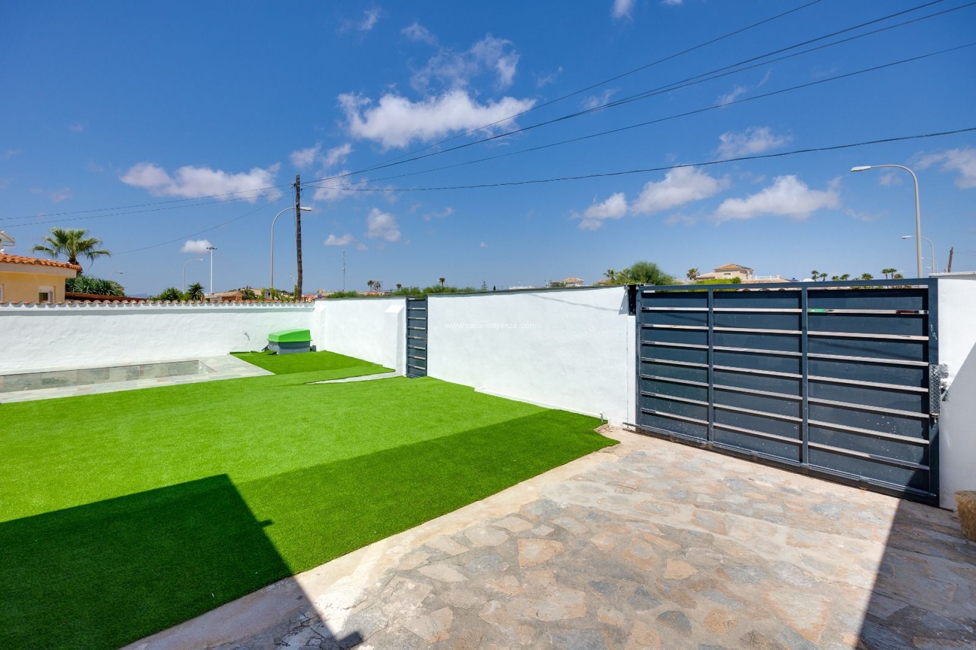Resale - Villa - Torrevieja - El chaparral