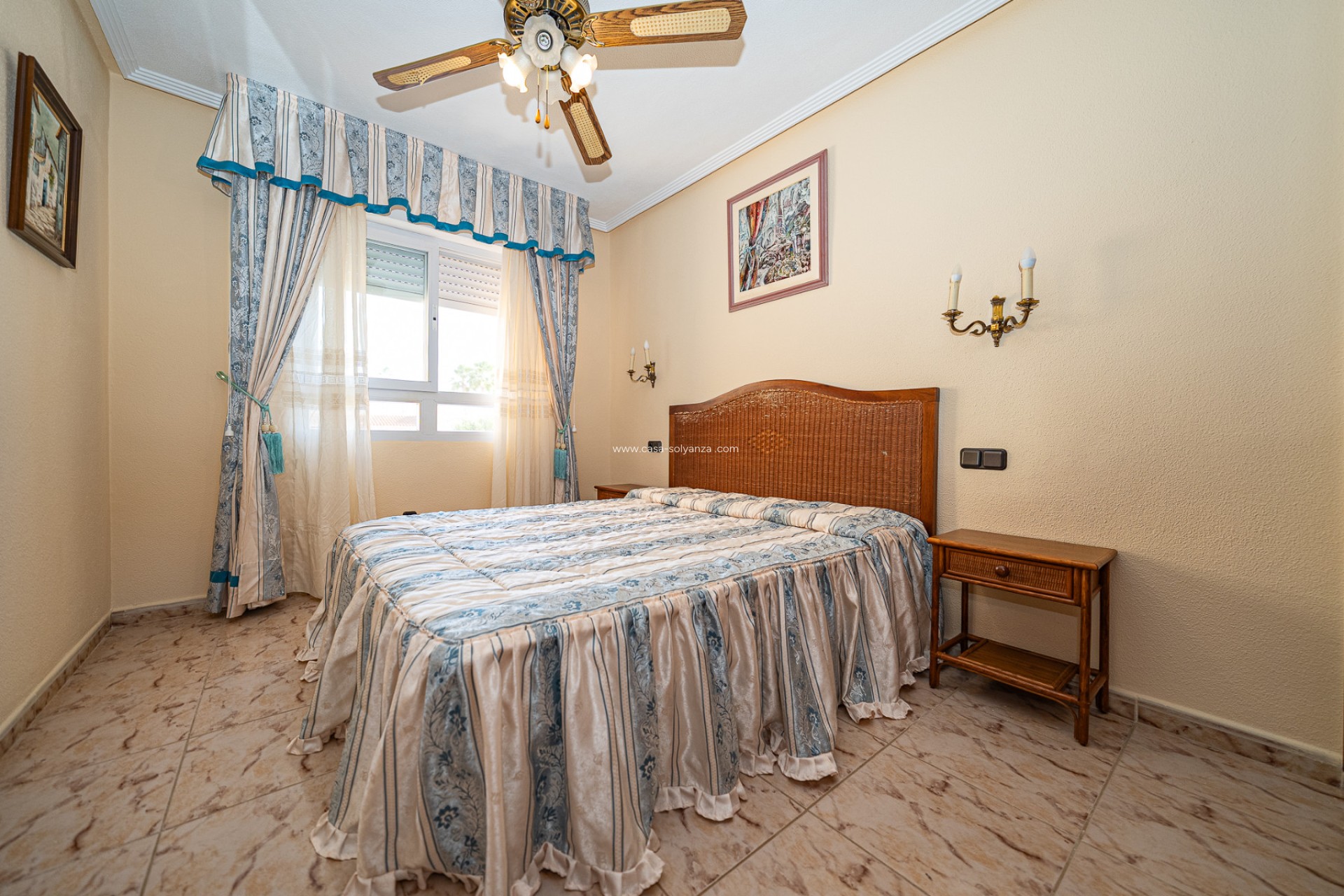 Resale - Villa - Torrevieja - El Chaparral