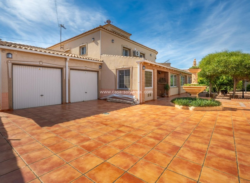 Resale - Villa - Torrevieja - El chaparral