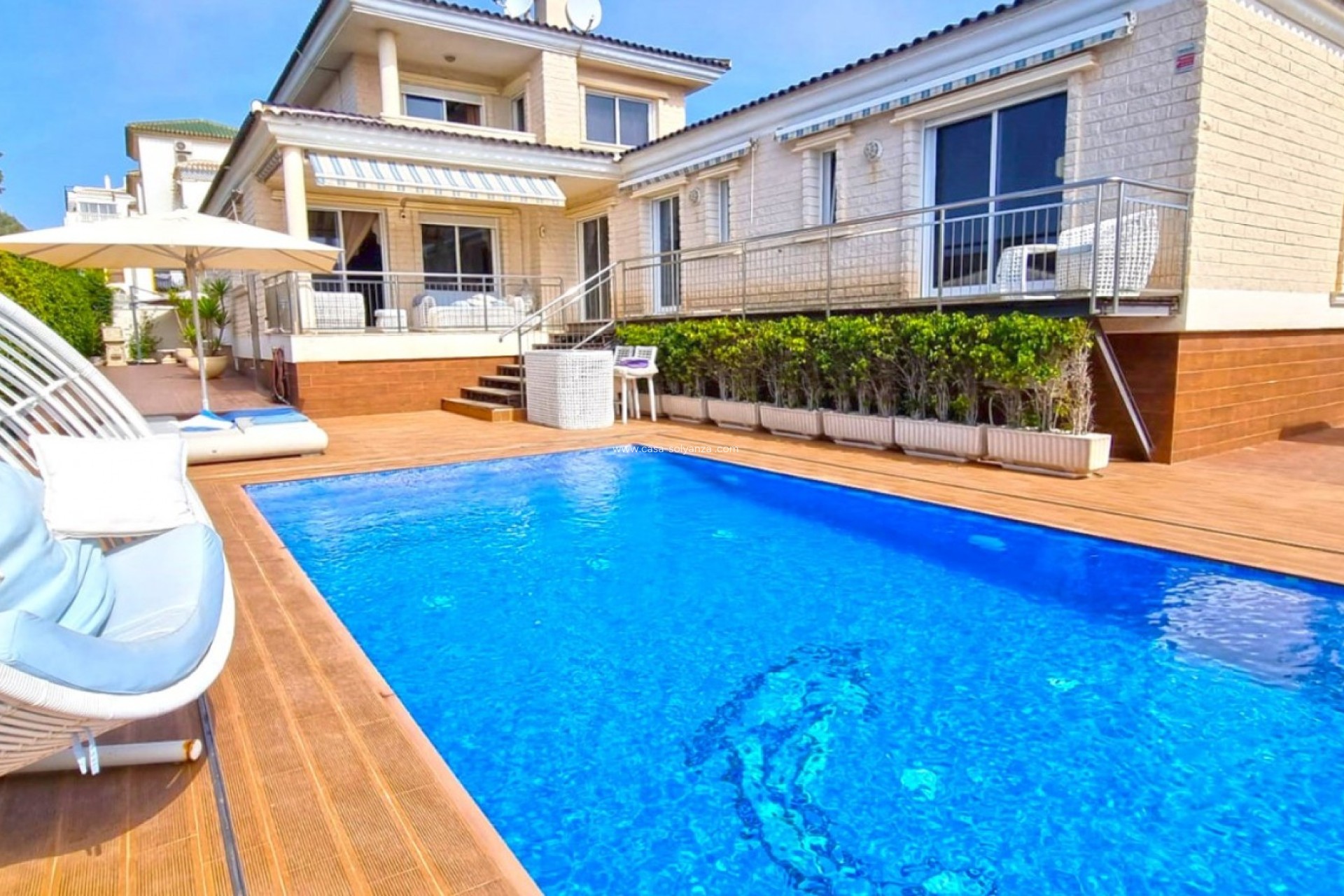 Resale - Villa - Torrevieja - La Mata