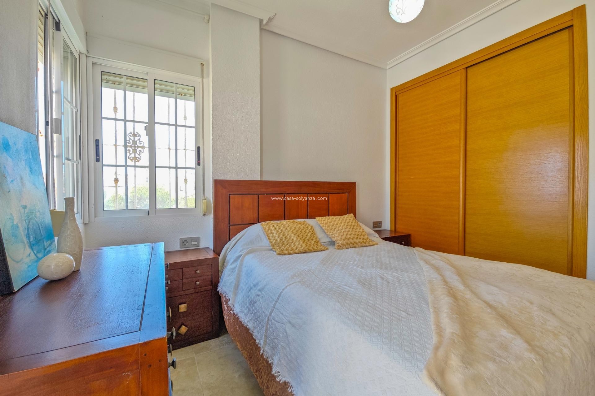 Resale - Villa - Torrevieja - La Mata