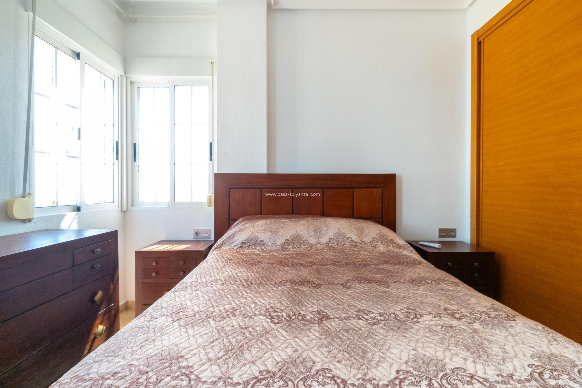 Resale - Villa - Torrevieja - La Mata