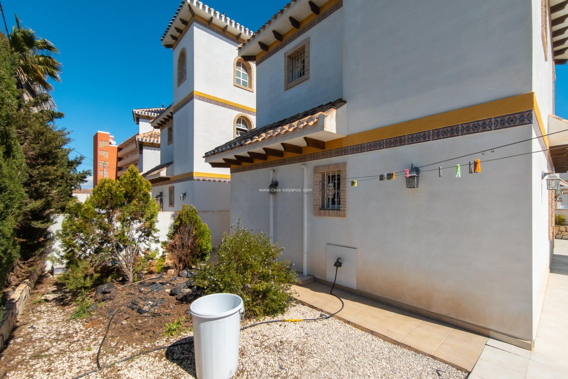 Resale - Villa - Torrevieja - La Mata