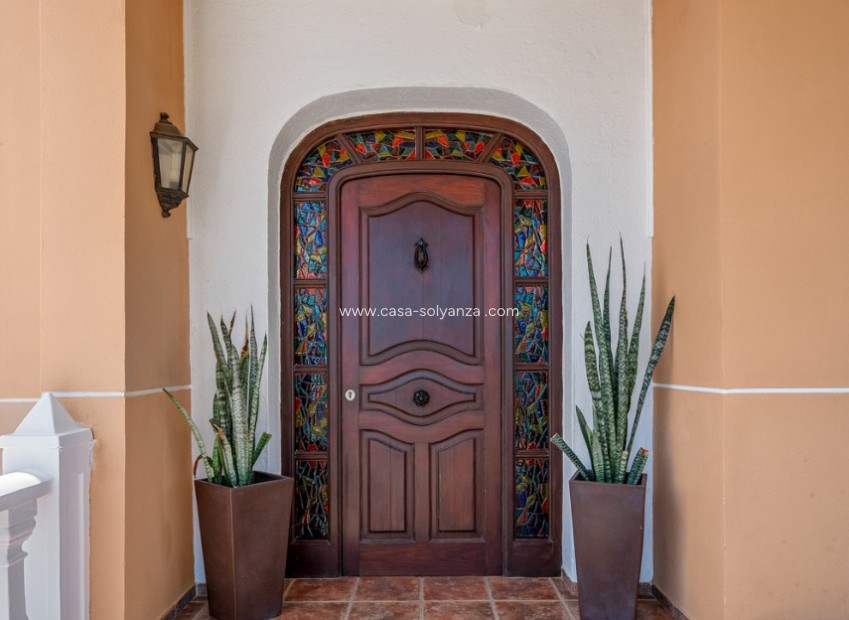 Resale - Villa - Torrevieja - La Mata