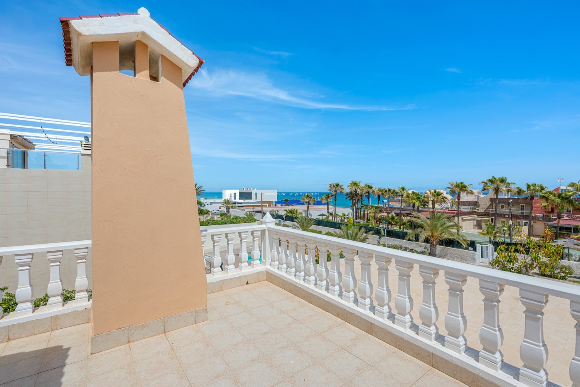 Resale - Villa - Torrevieja - La Mata
