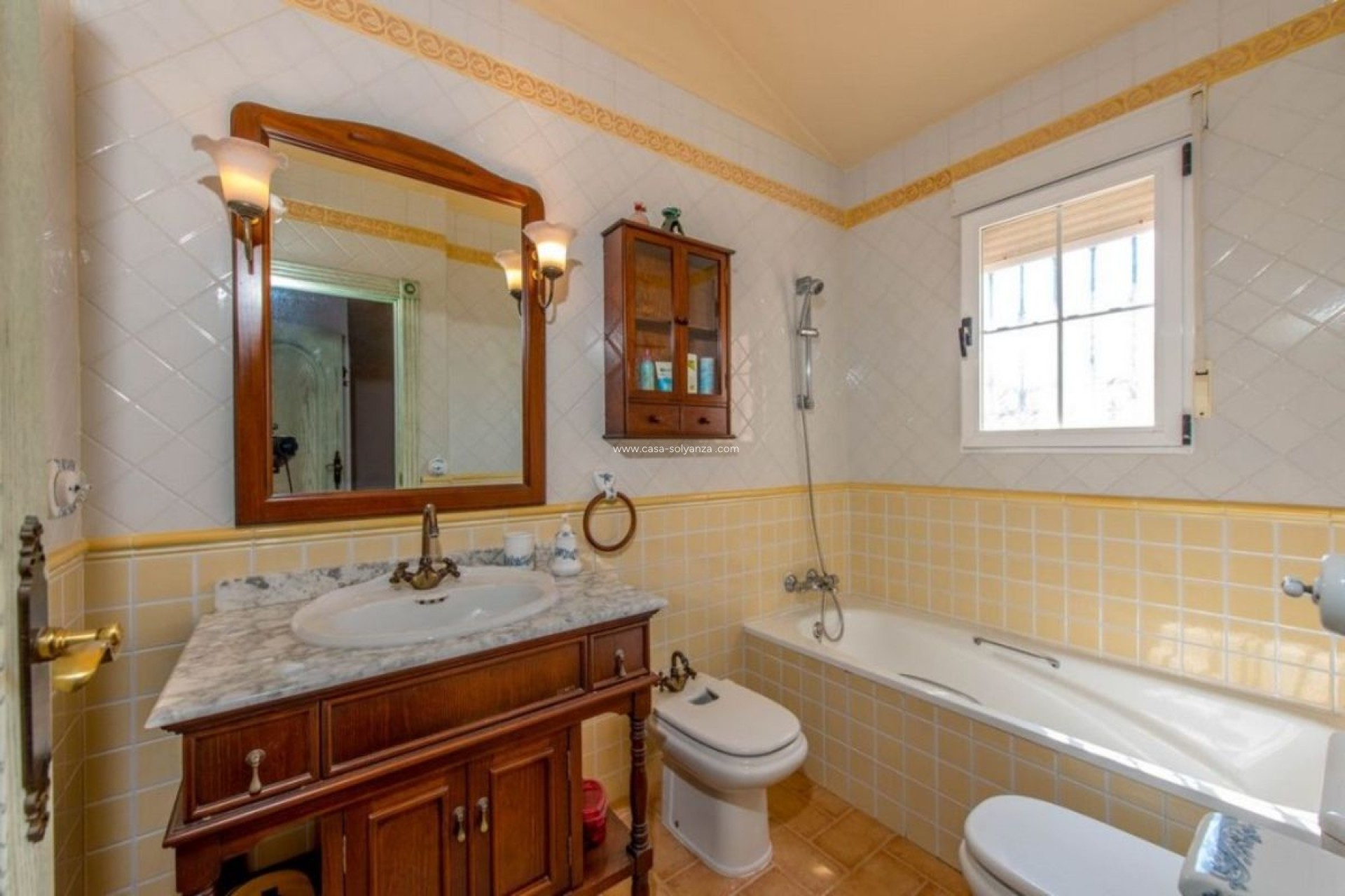 Resale - Villa - Torrevieja - La Mata