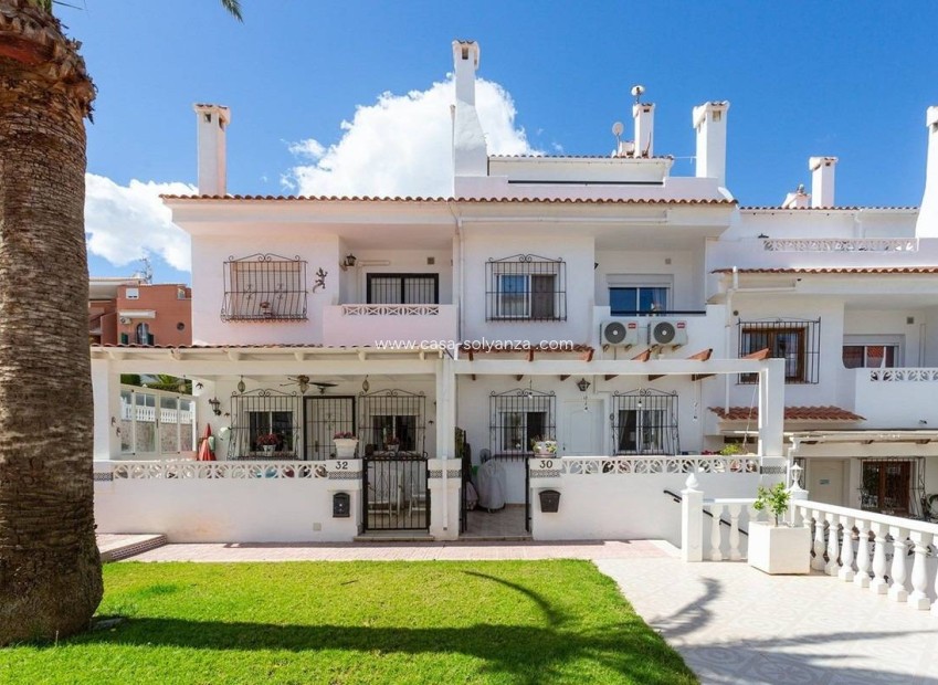 Resale - Villa - Torrevieja - La Mata