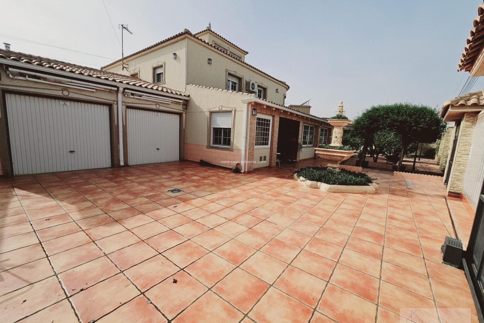 Resale - Villa - Torrevieja - La Siesta