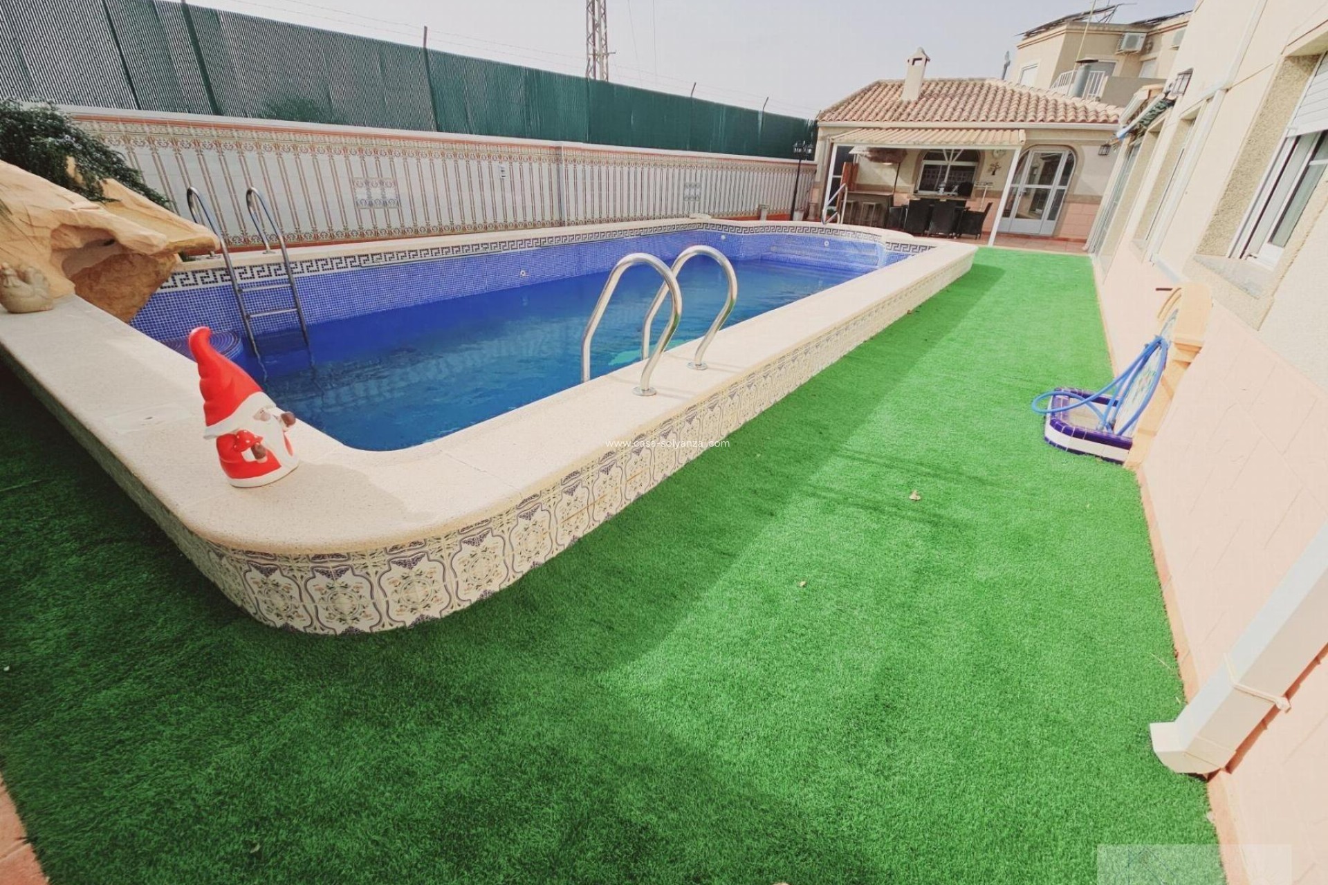 Resale - Villa - Torrevieja - La Siesta