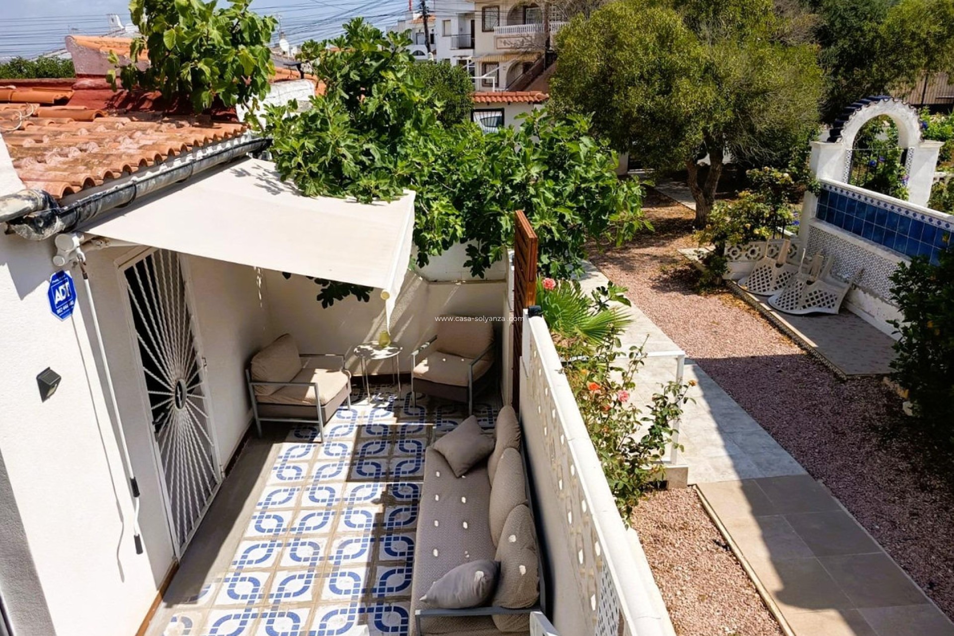 Resale - Villa - Torrevieja - La Siesta