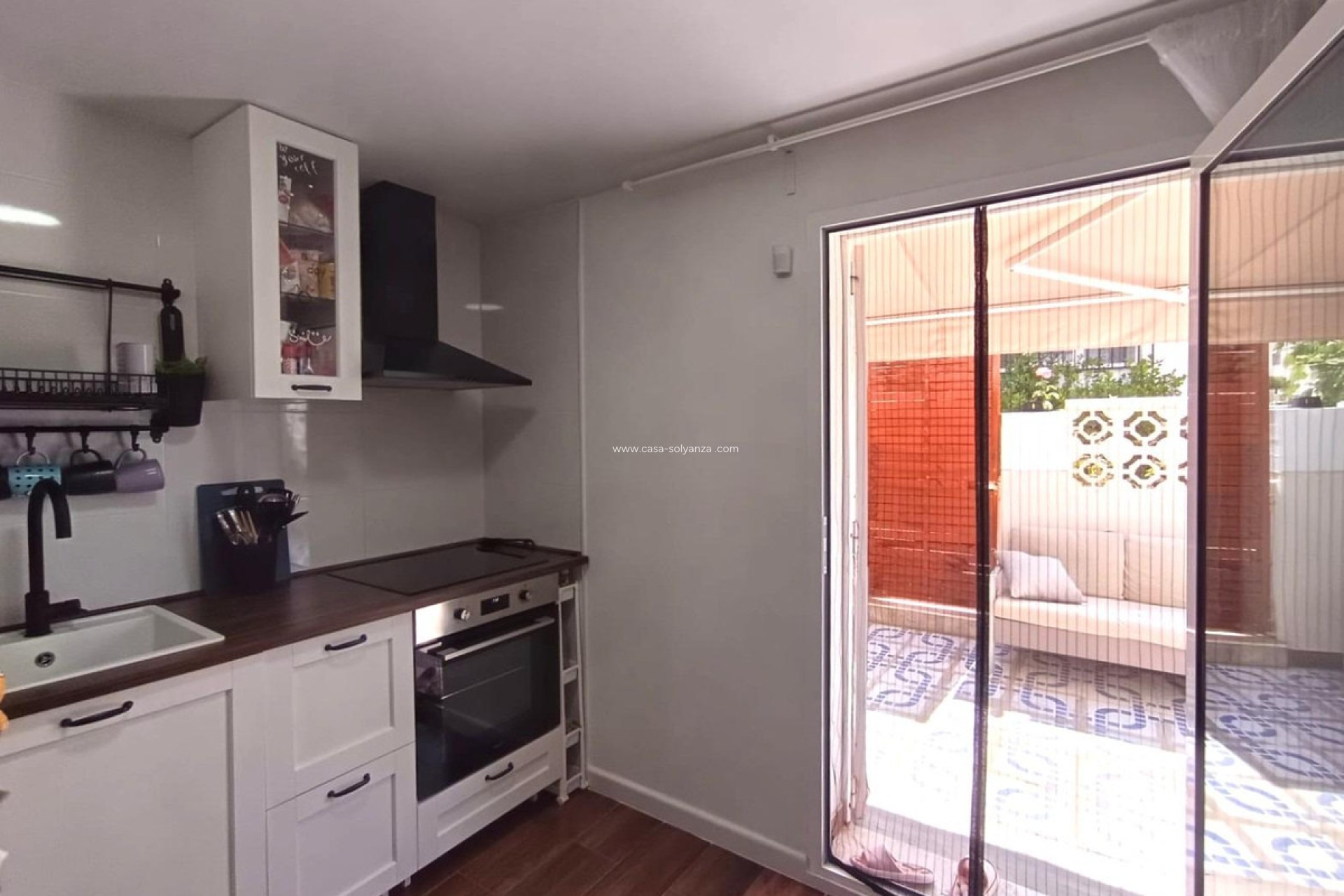 Resale - Villa - Torrevieja - La Siesta