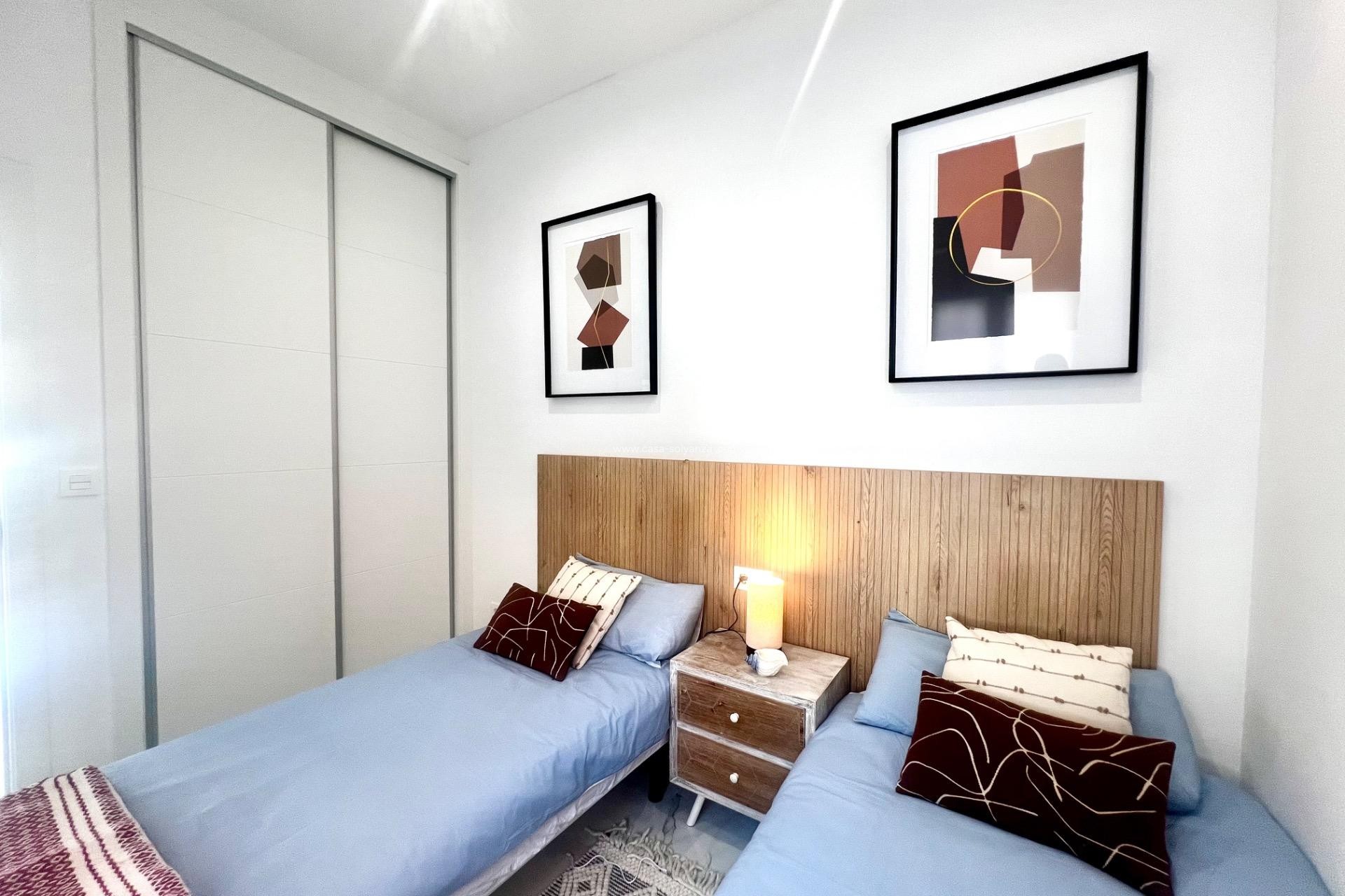 Resale - Villa - Torrevieja - La Siesta