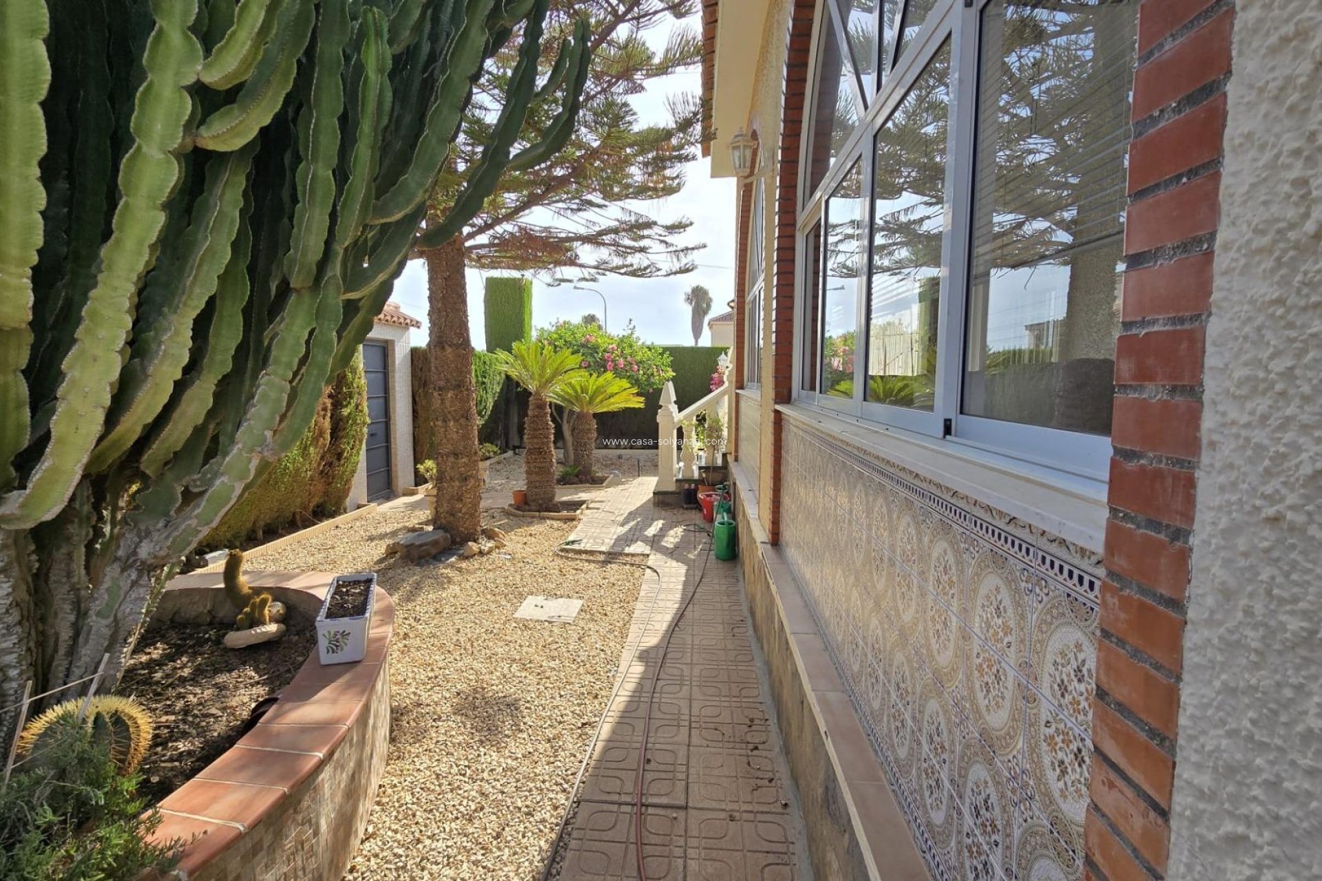 Resale - Villa - Torrevieja - La Siesta