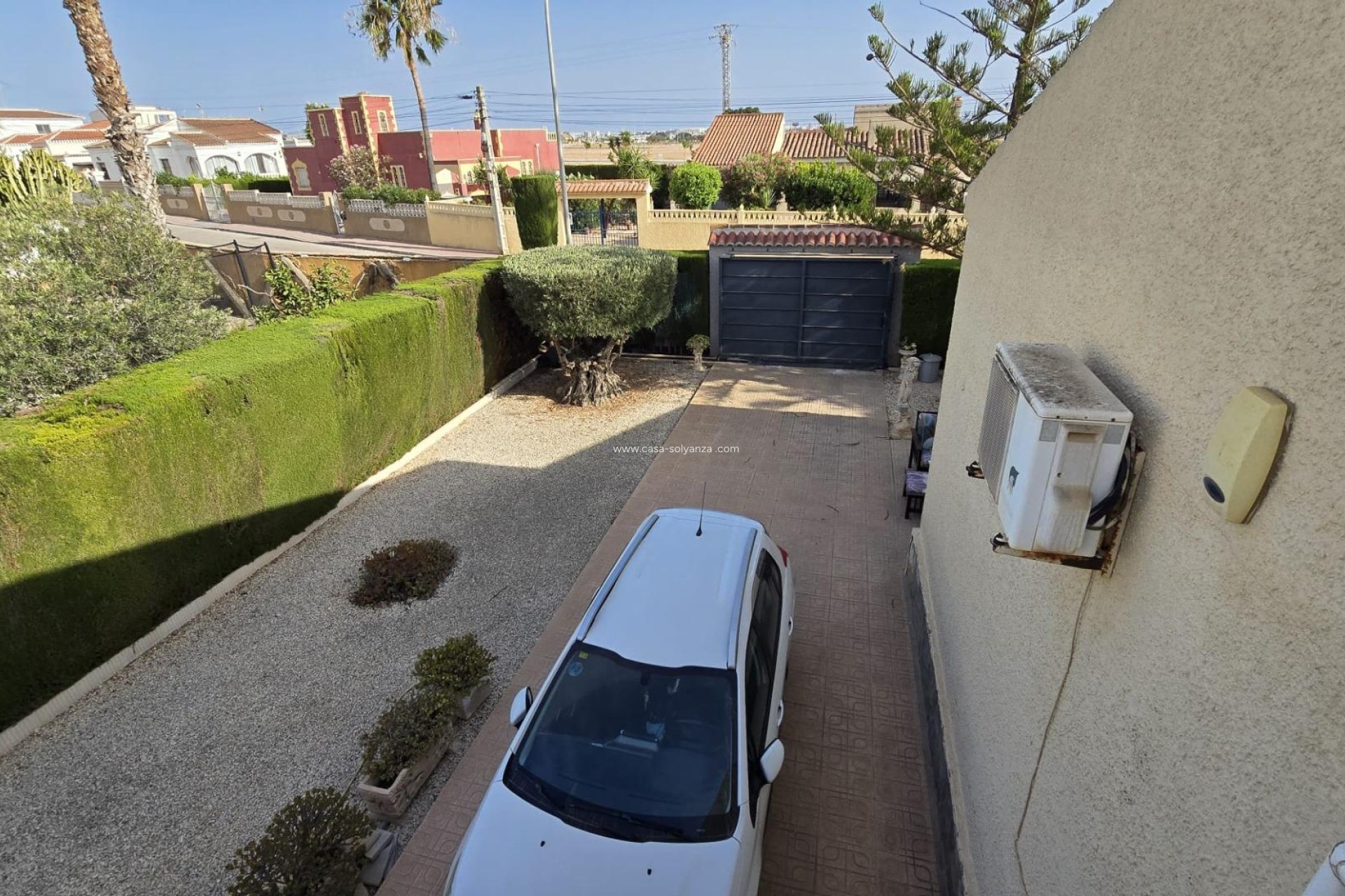 Resale - Villa - Torrevieja - La Siesta